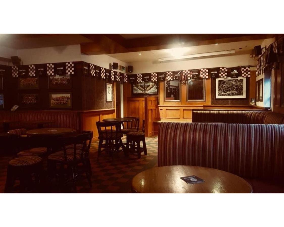 Mcnaughton Guestrooms Ballymena Exterior foto